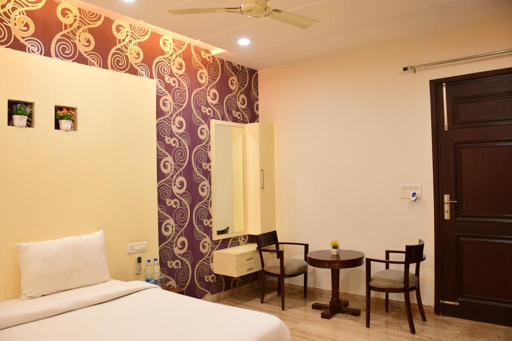 When In Gurgaon - Service Apartments, Near Medanta Medicity Delhi  Exterior foto